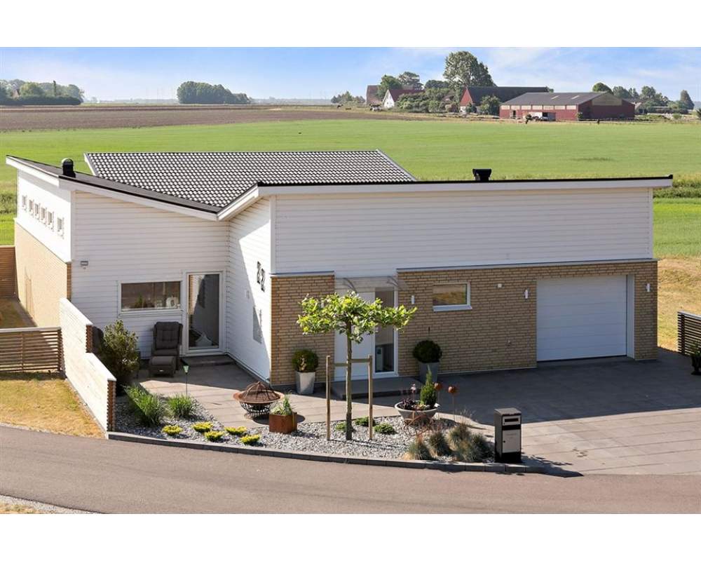 objektbilder/1534836555_iluidsti-q100-h640-w960-mfile-cmonlyscaledown