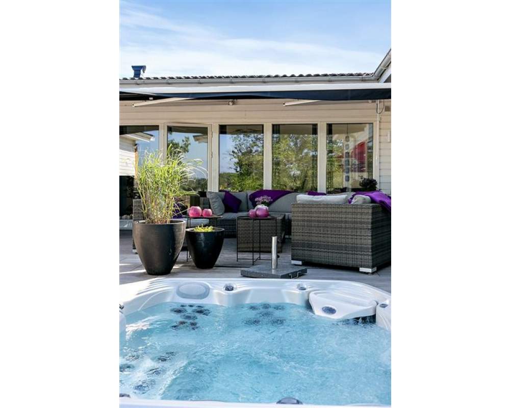 objektbilder/8luidtou-q100-h640-w960-mfile-cmonlyscaledown