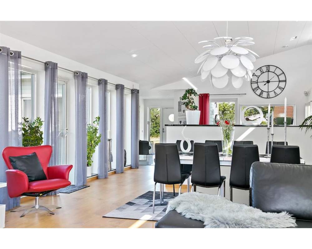 objektbilder/uluidsc0-q100-h640-w960-mfile-cmonlyscaledown